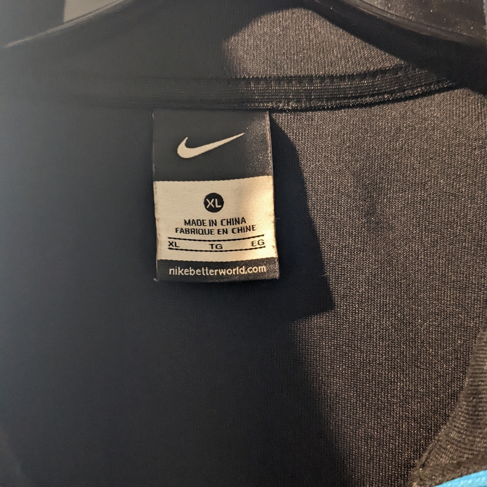 Nike Black T-Shirt - Picture 4 of 5